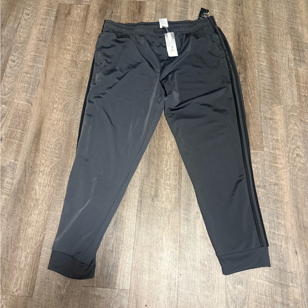 adidas Men's gray/Black Joggers